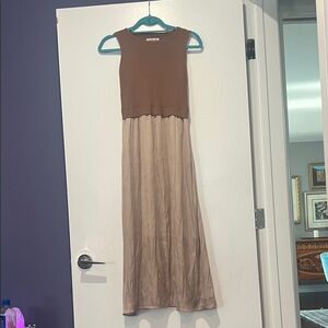 Vintage Brown and Light Tan Sleeveless Maxi Dress